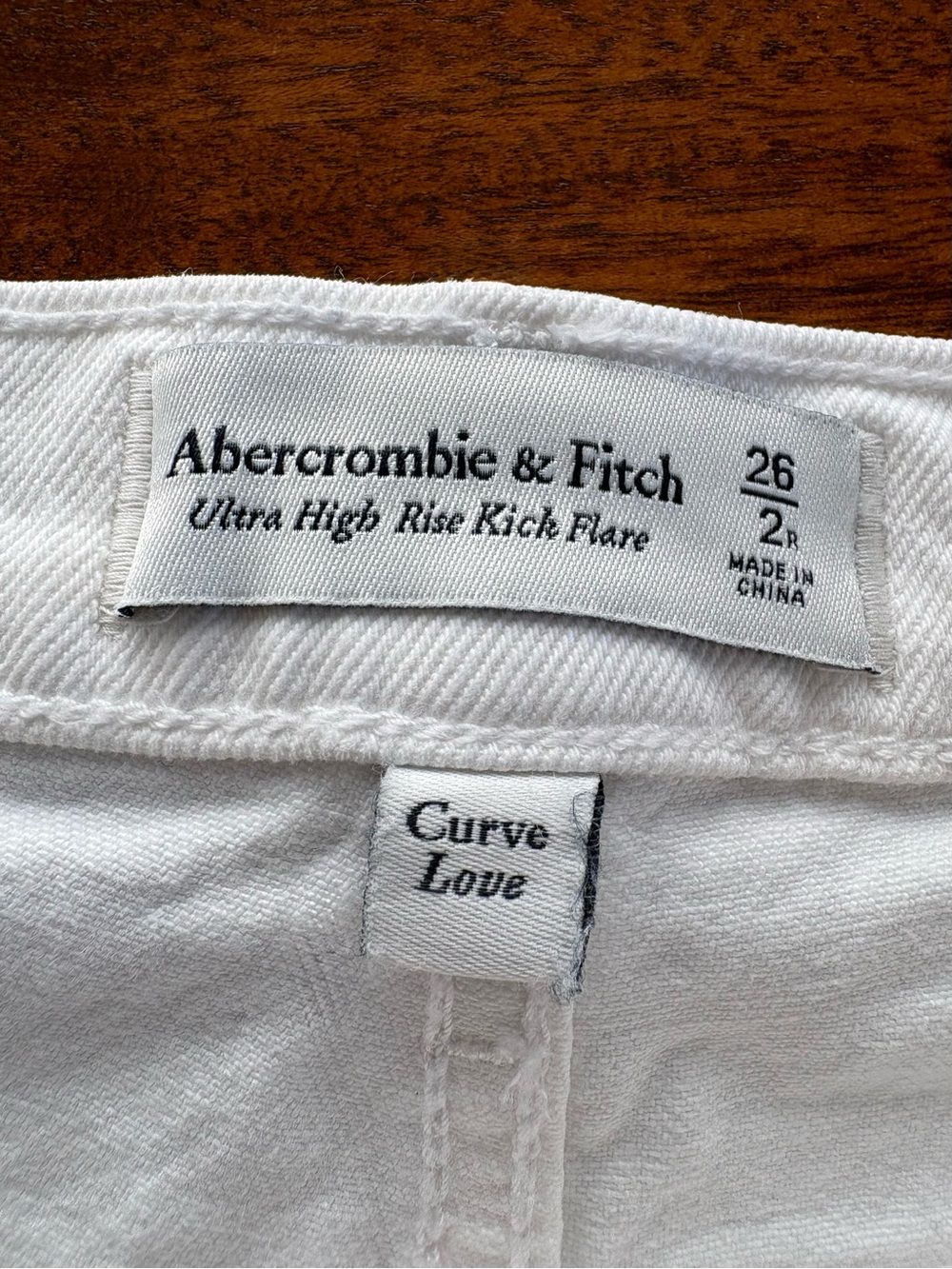 Abercrombie & Fitch Ultra High Rise Kick Flare 26 2 R - Picture 5 of 6